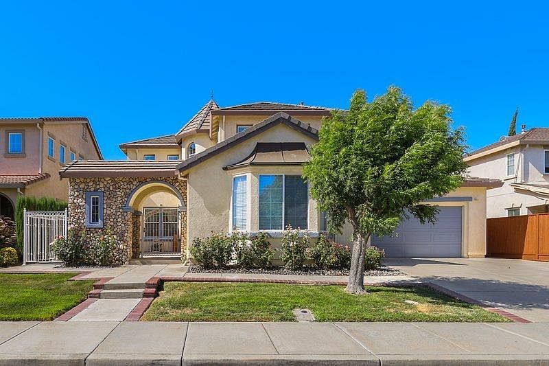 2nd image of 2527 Greystone Dr