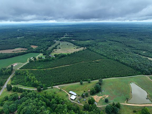 4th image of Spence Rd