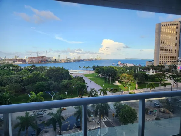 50 Biscayne Blvd, Miami, FL