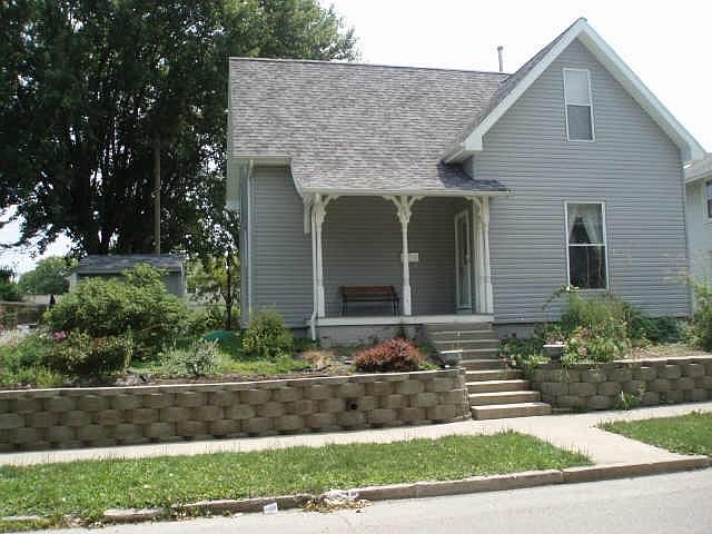 2nd image of 407 E Binford St