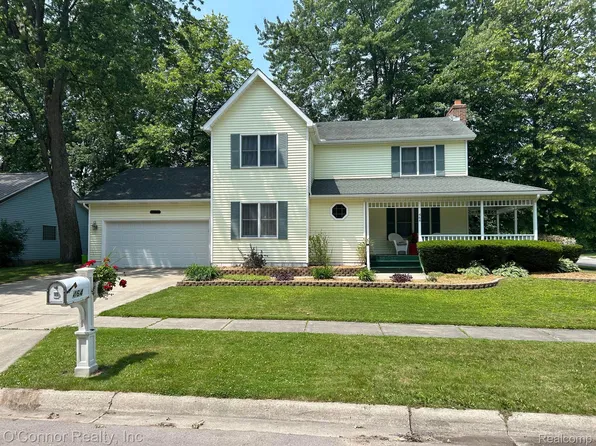 464 Central Ave, Marysville, MI 48040