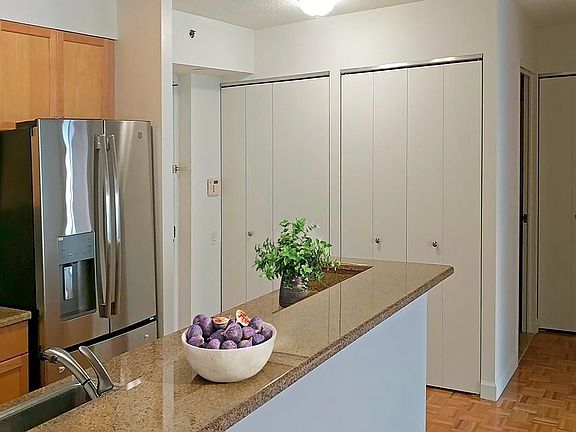 4th image of 333 E 102nd St APT 240