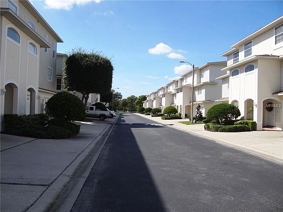 4th image of 8204 Eagles Park Dr N