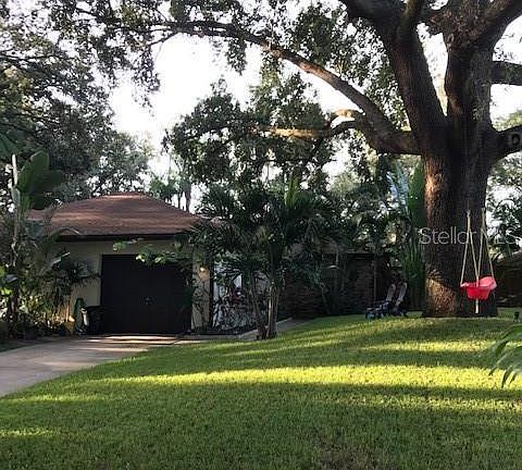 3rd image of 7911 Richwood Dr