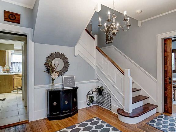 5th image of 498 Hudson Ave