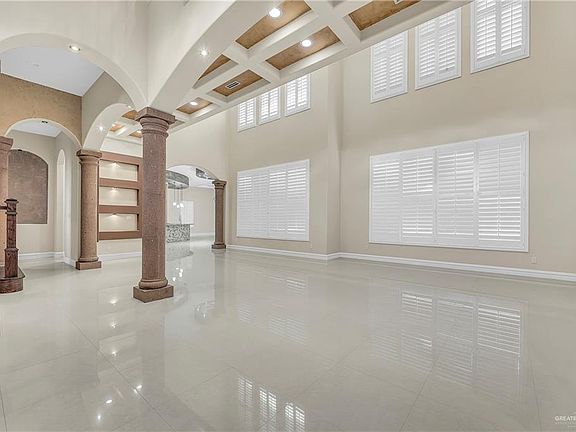 4th image of 4101 Palmetto Palm Dr