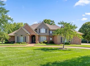 7729 Diamondhead Dr, Ooltewah, TN 37363