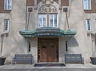 5023 Frew St #8D, Pittsburgh, PA 15213