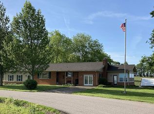 3965 N Caborn Rd, Mount Vernon, IN 47620