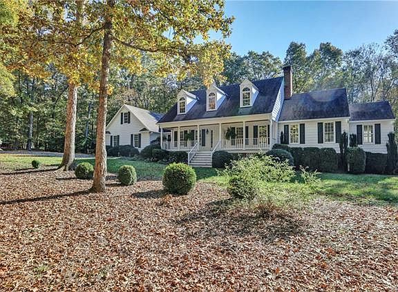 4th image of this home