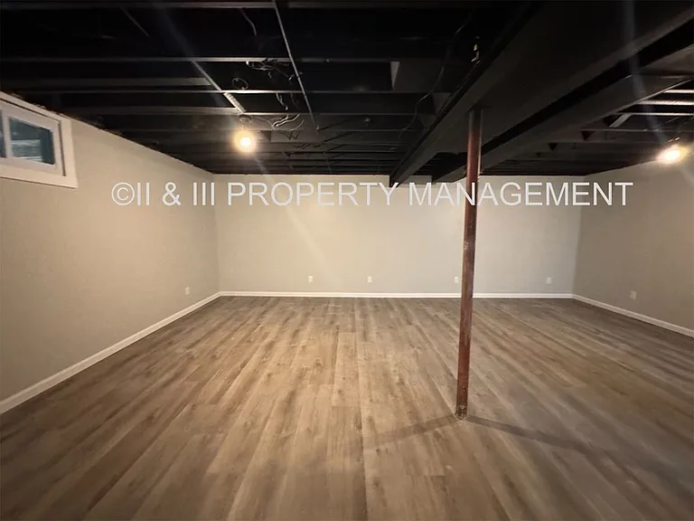 4715 Fontana St — Photo 17