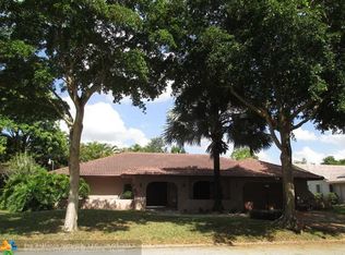 208 NW 93rd Ave, Coral Springs, FL 33071