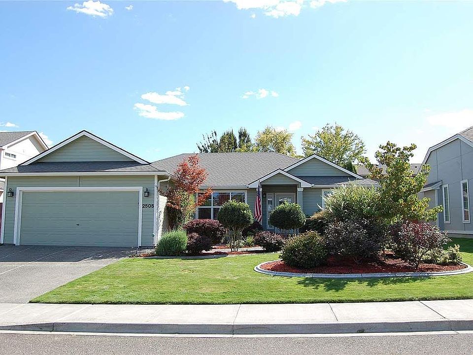 1st image of 2505 W 34th Ave