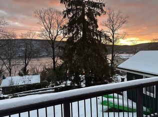 52 Brook Trl, Greenwood Lake, NY 10925