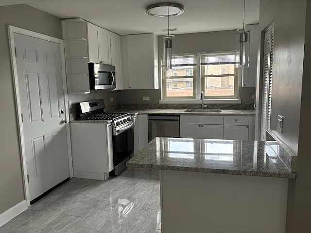 4901 N Kilpatrick Ave — Photo 7