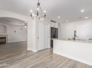 6613 S Chinese Lanterns Dr, Tucson, AZ 85756