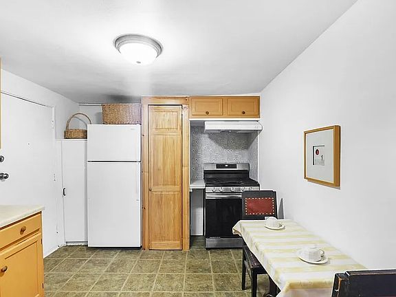 5th image of 1530 Hickox St #2