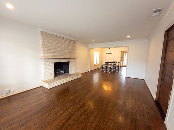 4th image of 6227 Kenwood Ave