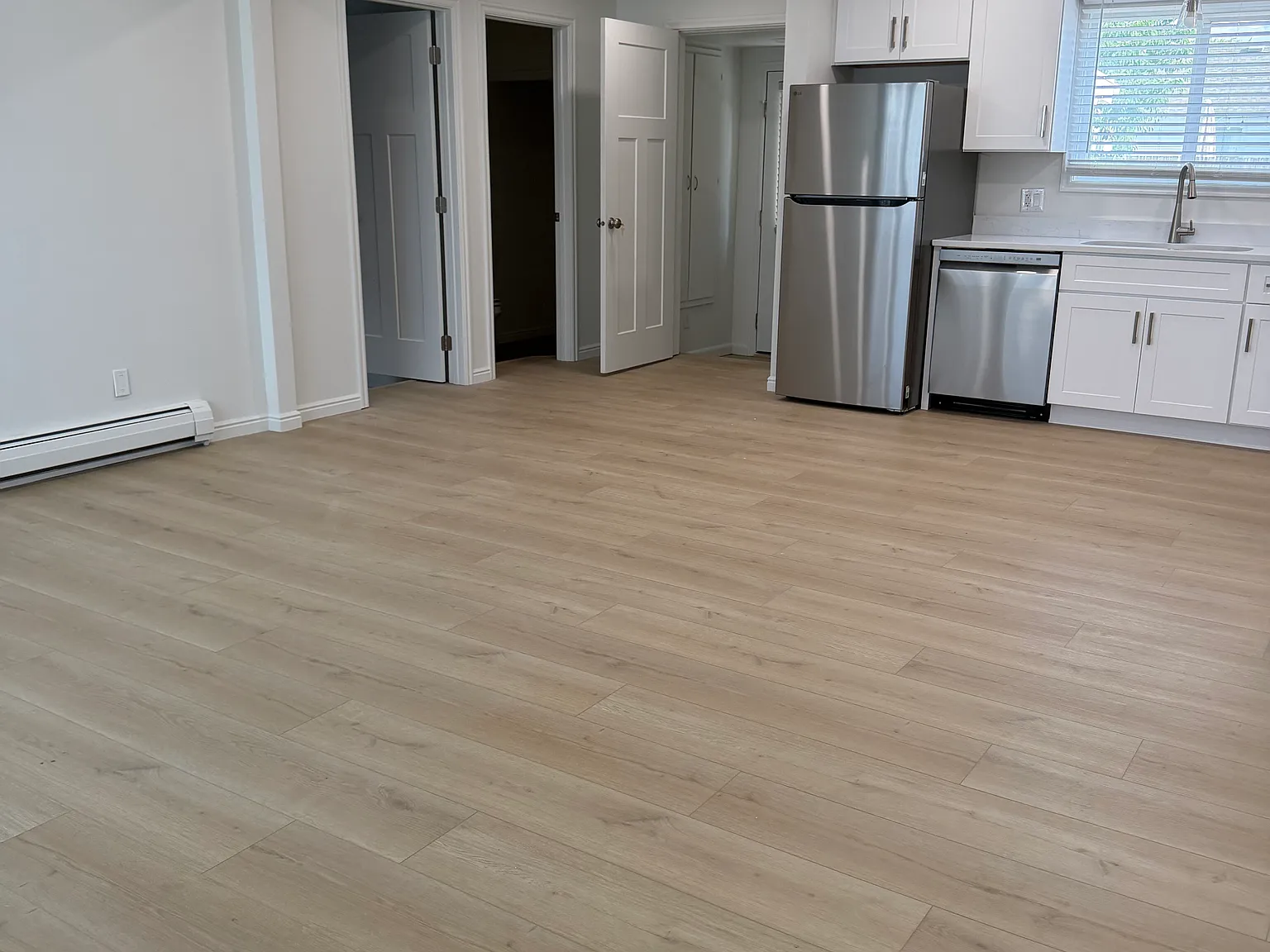 4 bed, 1.5 bath, 1235 sqft, $2,200 — Photo 3