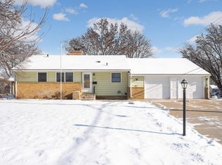 637 5th Ave S, Hopkins, MN 55343