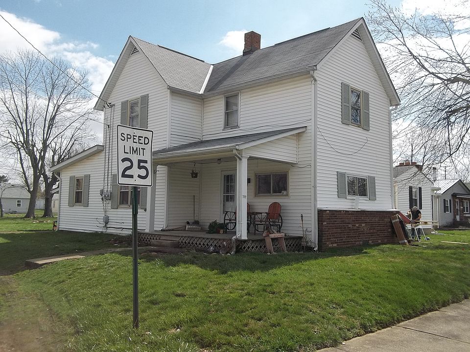 1st image of 702 High St #19