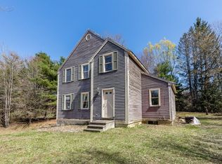 27 Natty Pond Dr, Hubbardston, MA 01452