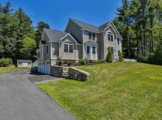 6 Stonebridge Rd, Groveland, MA 01834