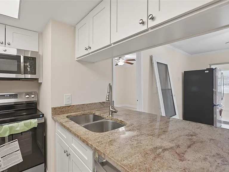 4758 Jasper Dr #104 — Photo 10