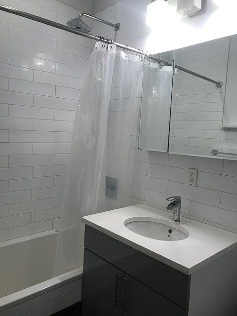 2nd image of 1050 Bedford Ave #B3