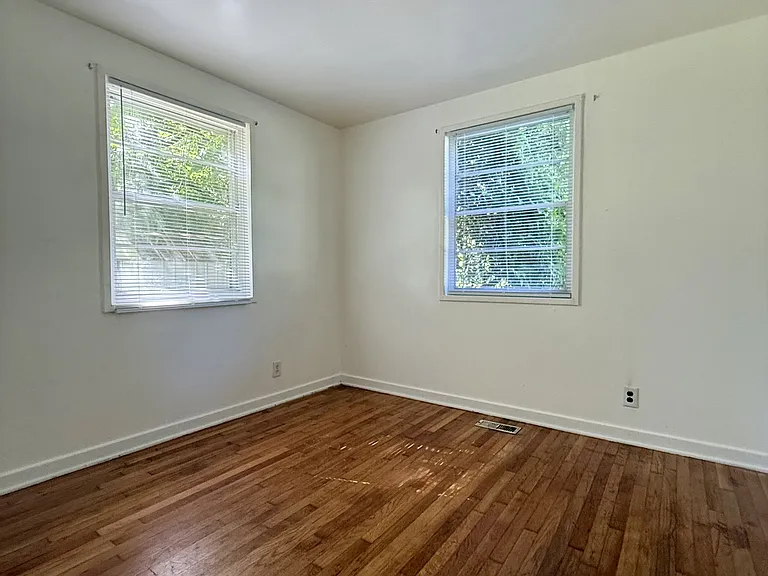 628 Annie Laura Dr — Photo 10