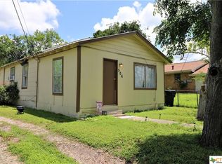 506 N Browne St, Karnes City, TX 78118