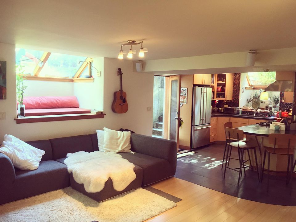 Garden level apartment with lots of light.