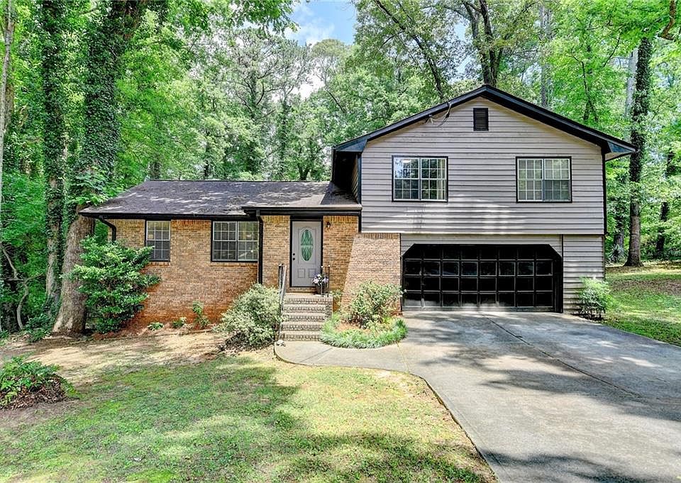 1st image of 262 Somerset Ct
