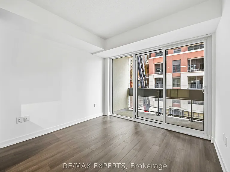 4010 Eglinton Ave W #320 — Photo 9