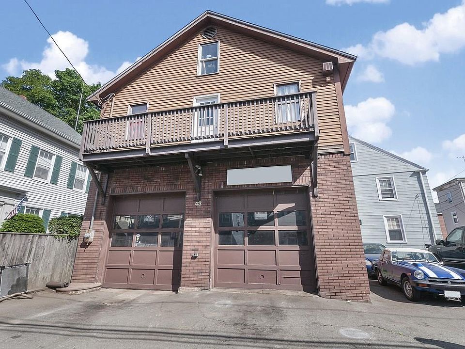 2nd image of 3 Hardy St