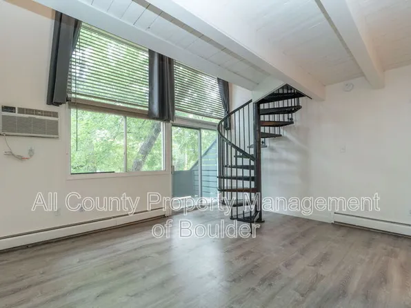 1842 Canyon Blvd APT 205, Boulder, CO 80302