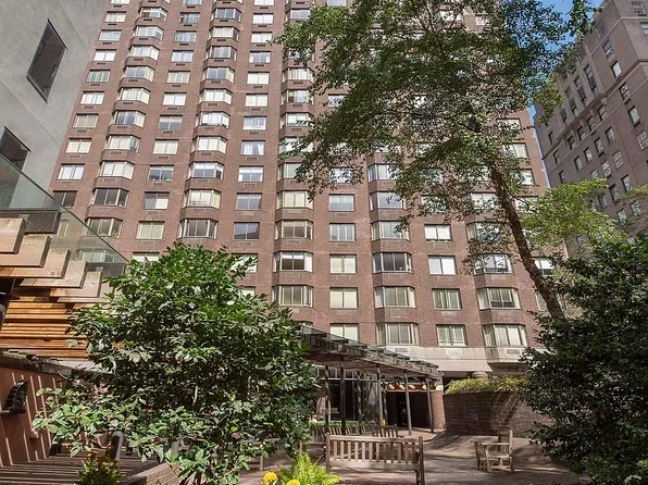 429 E 52nd St, New York, NY