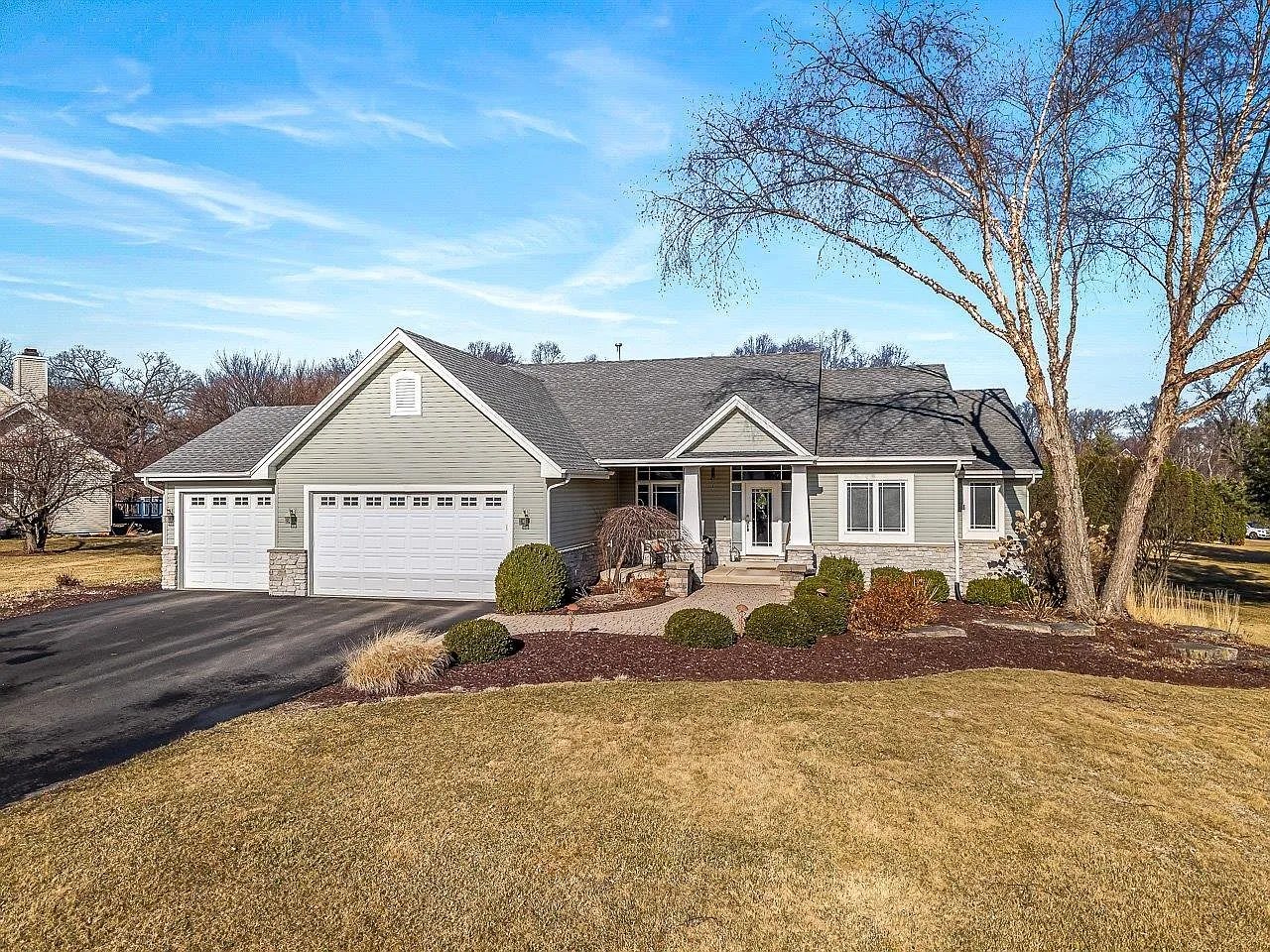 1395 Wild Doe Close photo 1