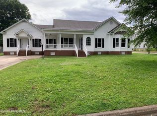 3700 Trace Dr W, Wilson, NC 27893
