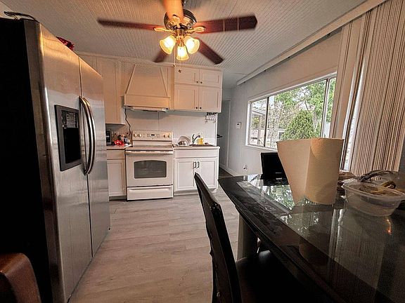 4th image of 1266 Smathers Ave #3157