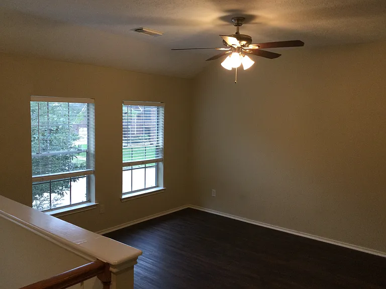 2218 Laurel Oaks Dr — Photo 12