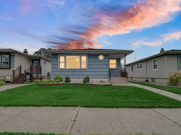 1325 Lake Ave, Whiting, IN 46394