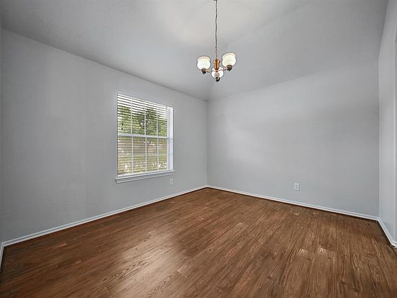 4th image of 7014 Garnet Hill Ln