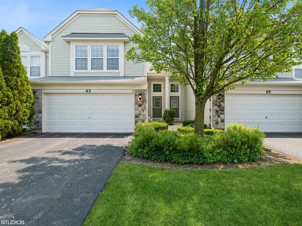 63 W Chatham Ln, Round Lake, IL 60073