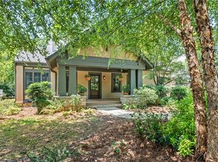 221 Shadowmoor Dr, Decatur, GA 30030