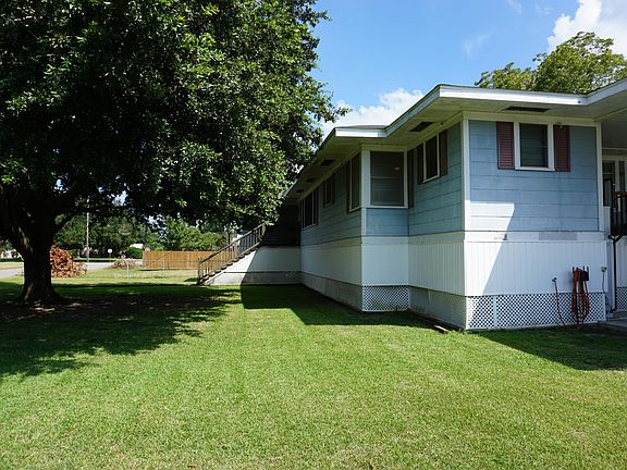 3rd image of 400 N Toups St