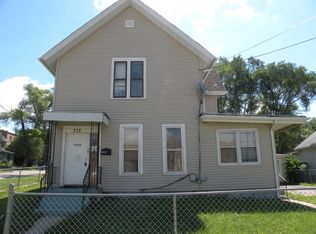 373 Brook St, Elgin, IL 60120