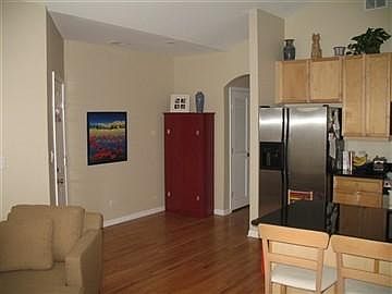 1st image of 1241 N Paulina St #3S