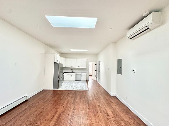 5th image of 383 Myrtle Ave APT 3