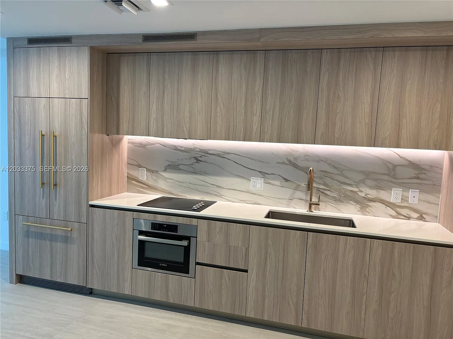 1 bed, 1.0 bath, 862 sqft, $3,800 — Photo 1